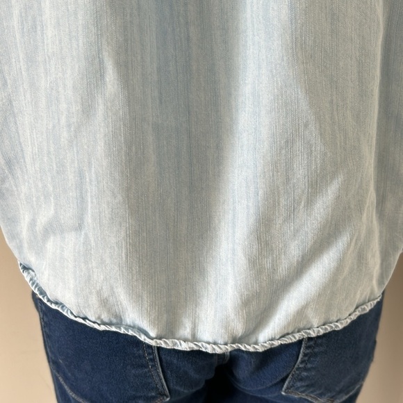 RAILS Viera Light Vintage Tie Neck Shirt Chambray Flutter Sleeve Top Sz S - Picture 8 of 11